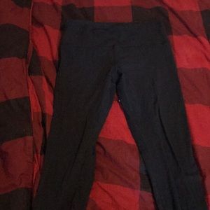 Lululemon Wunder Under size 12 leggings